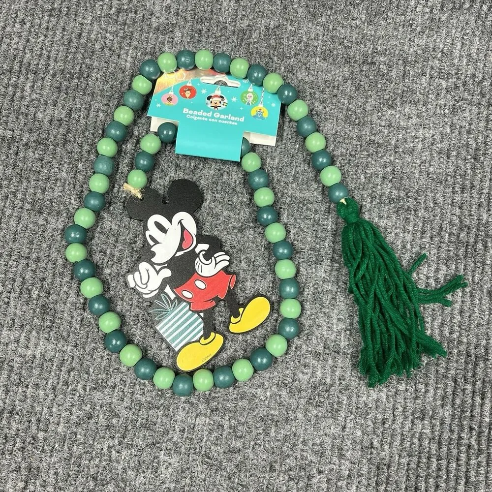 Disney‎ 100 Ruz Christmas Mickey Mouse Wood 44